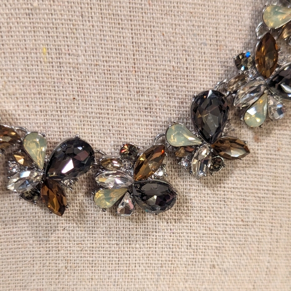 🔥Ann Taylor Necklace Sparkly Smokey Rhinestone Silver Tone Statement - Picture 3 of 9